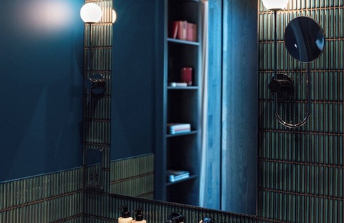 Farrington Gurney Hotel | Mad Swans in The Mendips