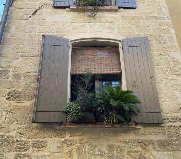 Uzes Apartment | Made moiselle Uzès - Superbe et lumineux appartement centre historique 2 chambres