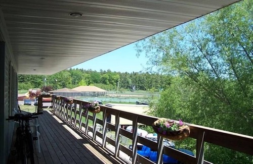 La Pointe Condo | Madeline Island Lakeview Condo: Within Steps to Downtown Attractions