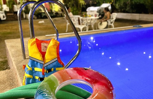 Santa Rosa House | Madie's Place B&B with Private Pool in Santa Rosa near Enchanted Kingdom