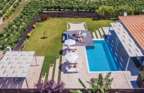Vanato Villa | Madini Luxury villa with private Heated pool