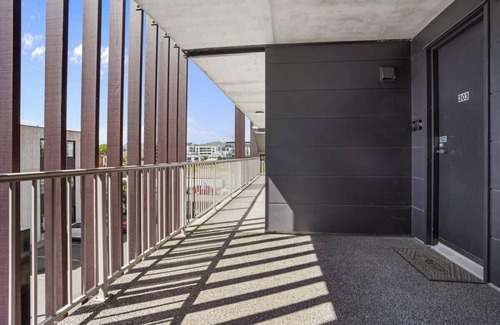 Christchurch City Centre Apartment | Madras Retreat Summar