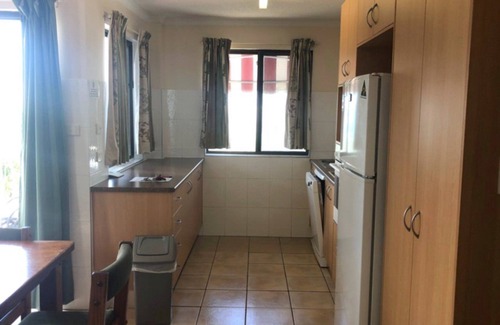 Caloundra Apartment | MADRID UNIT 5 - Kings Beach is also only approx. 600 metres away!