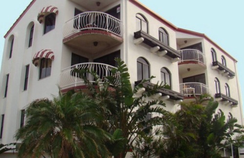 Caloundra Apartment | MADRID UNIT 5 - Kings Beach is also only approx. 600 metres away!