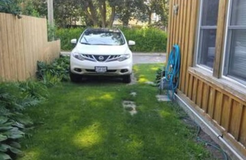 Saint Thomas House | Maggie's Rest - Cozy 2 Bdrm Tiny Home Centrally Located