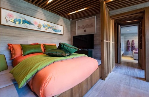 Vandoeuvres Bed & Breakfast | Magic Genève - Luxury Suite with Spa and Pool