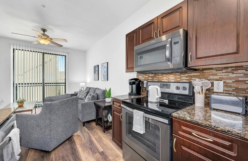 North Burnet Apartment | Magic Haven @ The Domain - ATX