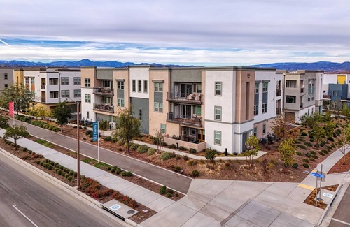 Stevenson Ranch Condo | Magic Mountain 3-bedroom condo with WiFi, in delightful Valencia