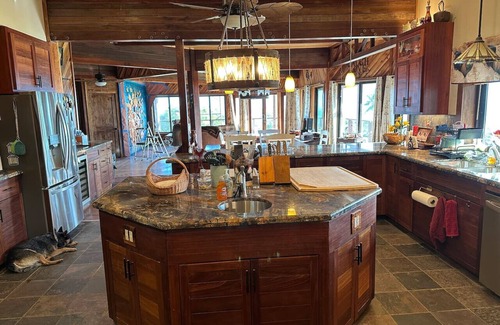 Paukaa Bed & Breakfast | Magic Skies Ocean View Turtle Room