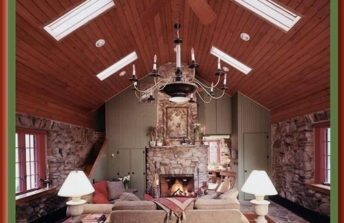 Dingmans Ferry House | Magical Cottage at the Governor's Retreat on Dingmans Creek