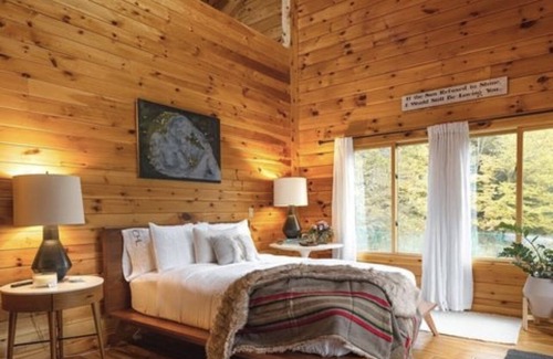 Jefferson Cabin | Magical retreat in the Catskills w/fire pit and ponds