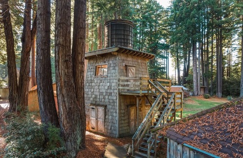 Albion House | Magical Retreat Venue for Groups of 10-50+ People! 10min from Town of Mendocino
