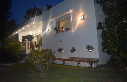 Karteros Villa | Magical Villa Karteros, near the beach