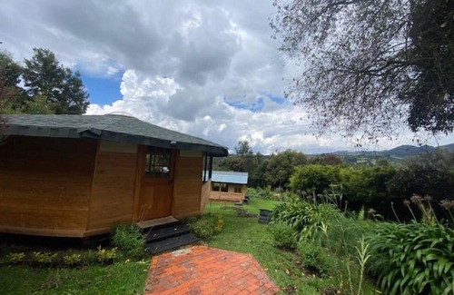 Zipaquira Apartment | Magical Yurt with Jacuzzi in Tabio
