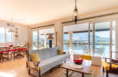 Caieira House | Magnífica Casa, com Praia Particular, em Angra