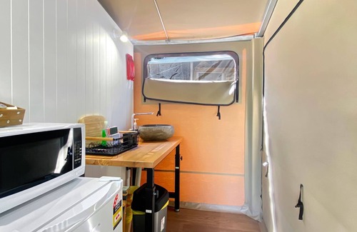 Nelly Bay RV Rental | Magnetic Glamping Tent 7