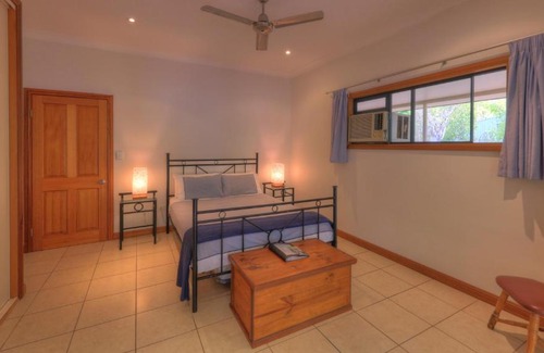 Horseshoe Bay Bed & Breakfast | Magnetic Island Bed and Breakfast