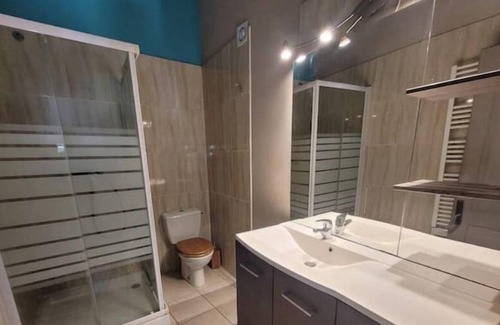 Saint-Mitre-les-Remparts Apartment | Magnifique T2 Lumineux Proche Commerces et Plage