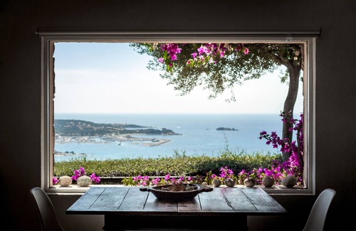 Campulongu House | Magnificent villa with breathtaking sea view, panoramic swimming pool, garden and WI-FI