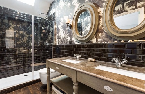 Bayonne Other | Magnificent 18th century Chateau in Bayonne, renovated, private park, heated pool, luxury