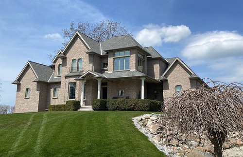 Lighthouse Cove Villa | Magnificent 7 Bedroom 6 bath Villa on the lake