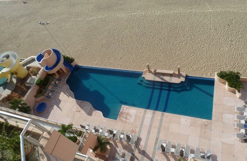 Costera Acapulco Condo | Magnificent Beachfront
