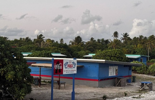 Tiputa House | Magnificent Bungalow 2 steps from a snack bar where you would benefit from -20%.