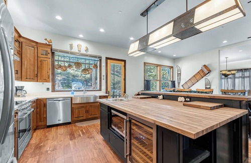 Upper Kingsbury House | MAGNIFICENT CHALET SOUTH LAKE TAHOE-Heavenly, Tahoe Rim Trail, 10