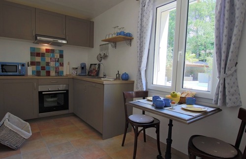 Faucon Cottage | Magnificent, charming gîte de tourisme at the foot of Mont Ventoux