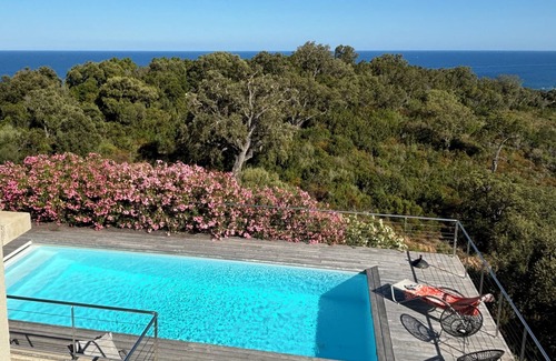 Tarcu House | Magnificent contemporary house with 180° sea and mountain views, not overlooked