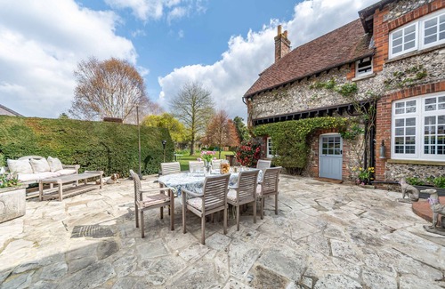 Ford House | Magnificent country house near Goodwood