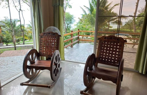Jama House | Magnificent country house with infinity pool with sea view