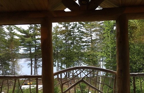Sullivan House | Magnificent Handcrafted Log Home on Beautiful--BIG TUNK LAKE 🏠