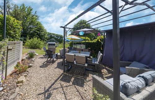 Longfaye House | Magnificent holiday home for 6 adults in Xhoffraix