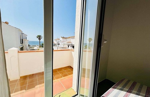Calahonda House | Magnificent holiday home near the beach