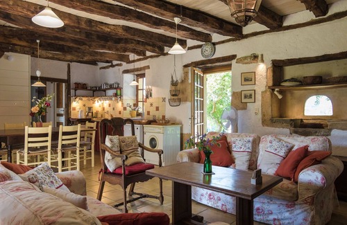 Thenon Other | Magnificent holiday home with pool in Thenon
