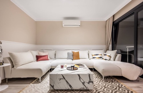 Sariyer Apartment | Magnificent Mansion Flat W/View of the Bosphorus