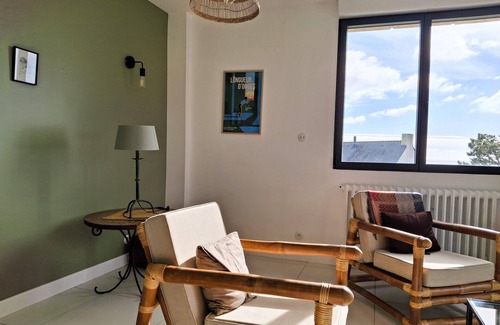 Crozon Apartment | Magnificent modern apartment with sea and garden view! Close to beach.
