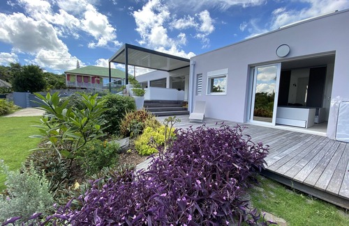 Le Moule House | Magnificent modern architect villa, sea view