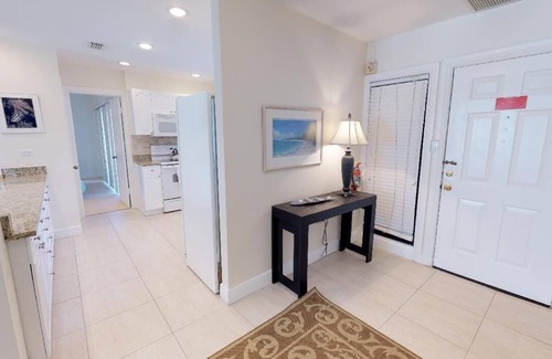 Seven Mile Beach Condo | Magnificent Ocean Views from this 3rd Floor Penthouse- 4 Br/4 Baths - TIC