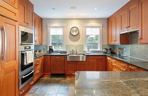 Swampscott House | Magnificent Ocean View; Walk to beaches and town