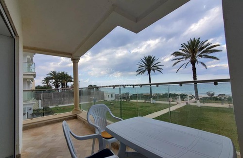 Chott Mariem Apartment | Magnificent seafront apartment S+3