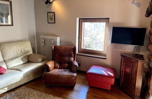 Antey-Saint-Andre Villa | Magnificent spacious 4 bedroom mountain chalet with spa
