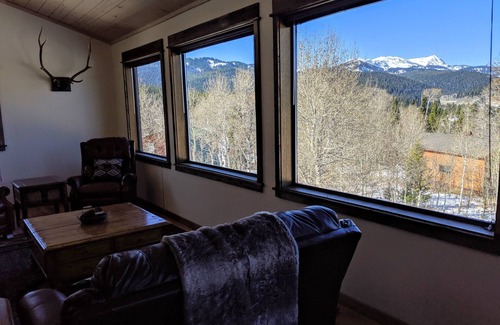 Lazy Acres House | Magnificent Views, 3,000 sqft home, 7 miles to West Yellowstone, Hot tub!