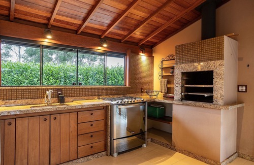 Itaipava House | Magnificent views, 3 suites, pool w/heated tub