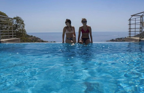 Tarcu Villa | MAGNIFICENT VILLA 350 M2-MOUNTAIN SEA VIEW 10 to 20 pers Prox. Ste Lucie P-Vecchio