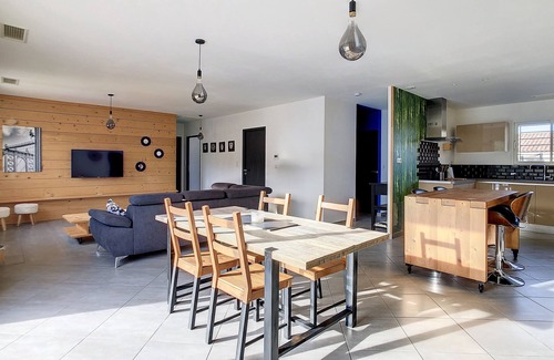 Ornaisons Villa | Magnificent villa and heated pool in the heart of the Corbières