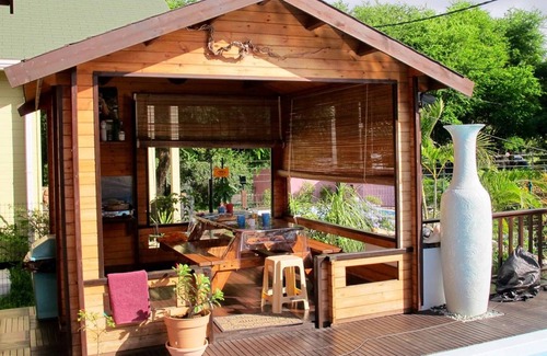 Albion Ski Chalet | Magnificent Villa "Chalet" comfortable 100 m from the beach and the center. Swimming pool