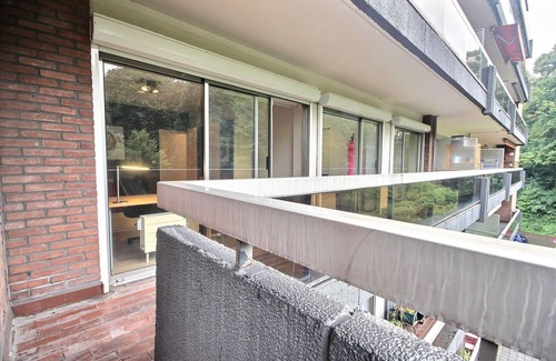 Liege Apartment | Magnificient view in a tree-filled setting | Adelo