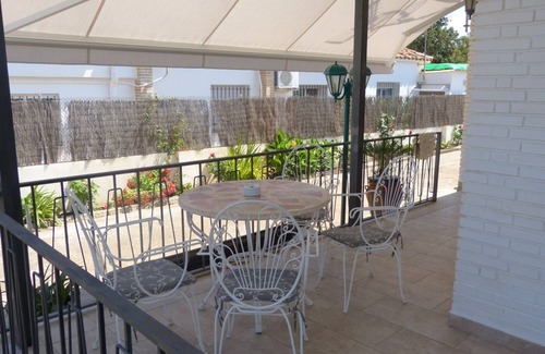 Alcanar Ski Chalet | MAGNIFICO Y CONFORTABLE CHALET A PIE DE COSTA